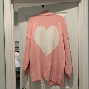 Adorable Crown & Ivey Valentines Day cardigan!